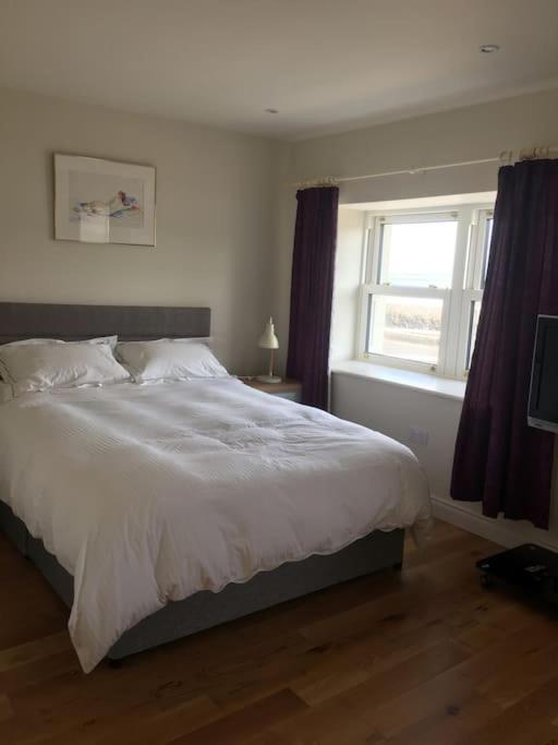 2 Quay Road, Killala. Stunning Sea Front Cottage Bagian luar foto